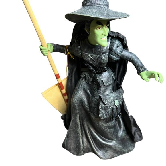 KURT S ADLER THE WIZARD OF OZ FABRIC MACHE TABLE PIECE WICKED WITCH OF THE WEST - Picture 2 of 10